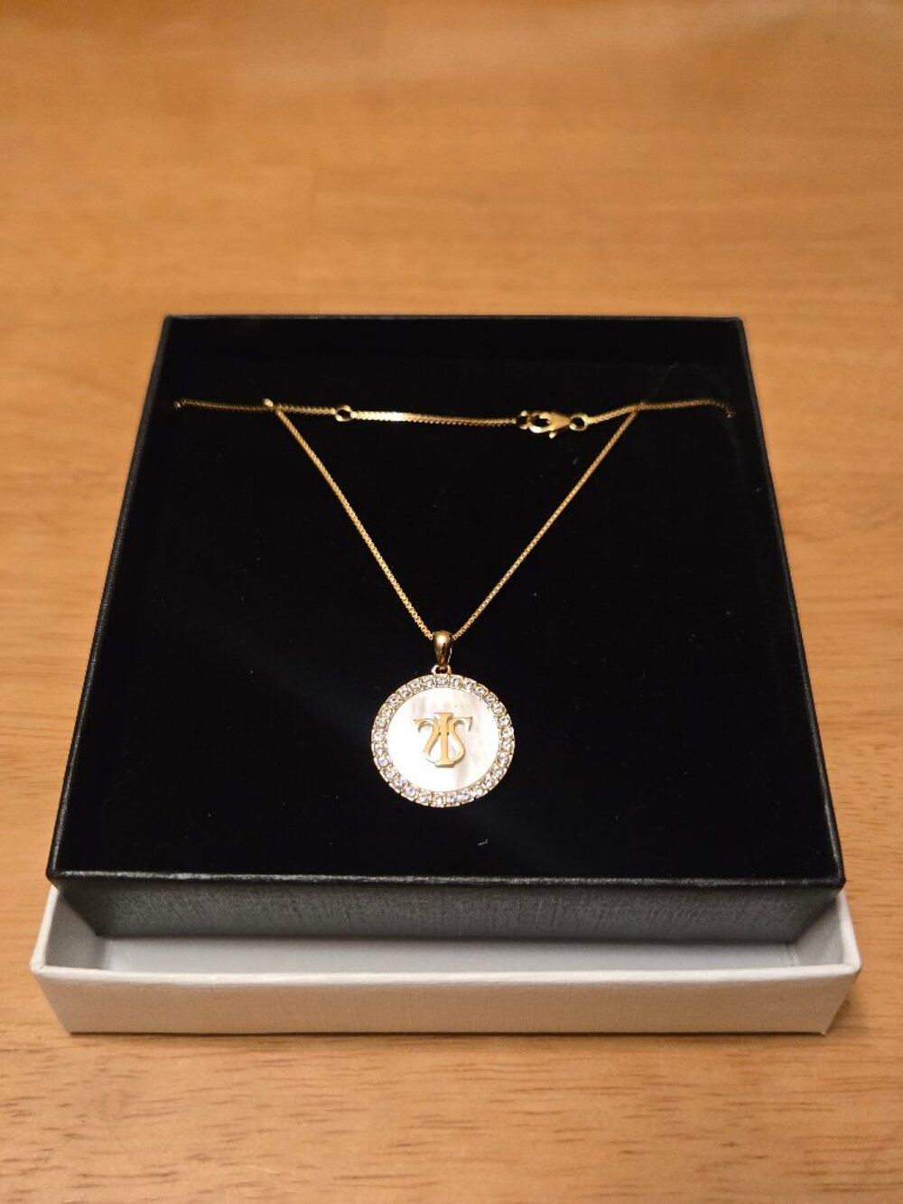 18K Gold-Plated Abadi Necklace in Mother of Pearl